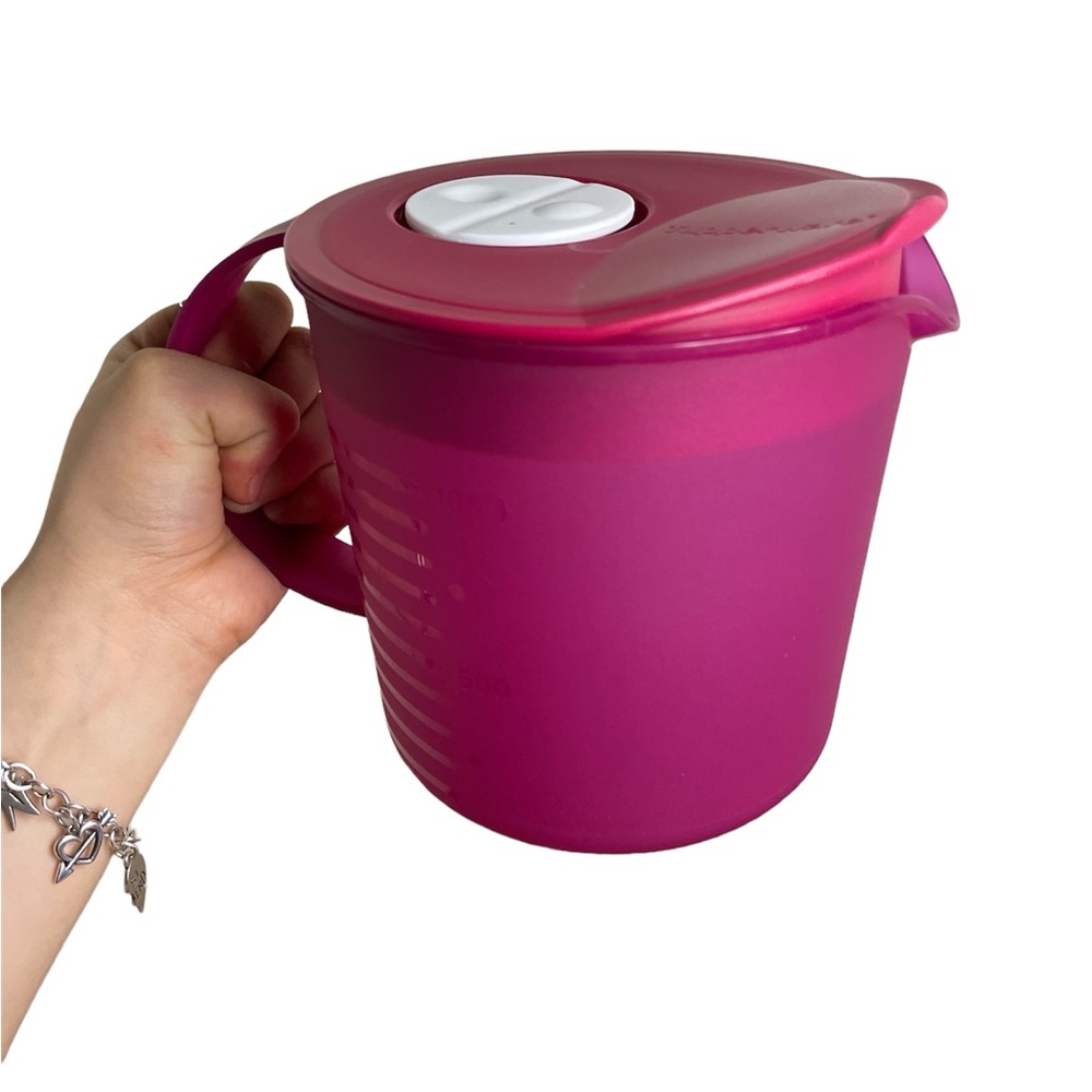 Tupperware Containers - Picture 5 of 5